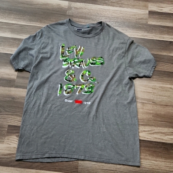 Levi's Other - Levi's Levi Strauss Since 1873  Gray & Camo T-shirt Size XL